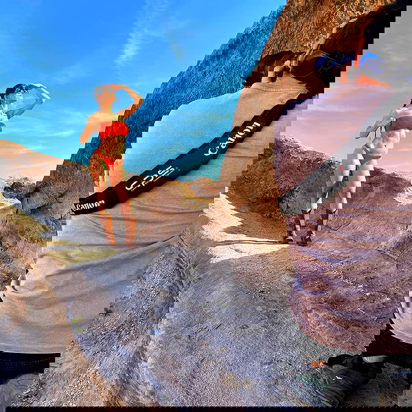 miakhalifa miakhalifa archive image