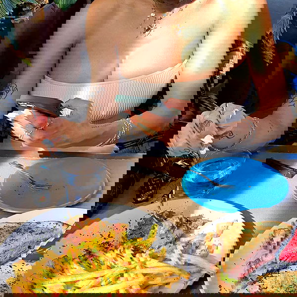 miakhalifa miakhalifa archive image