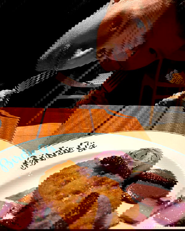 miakhalifa miakhalifa archive image