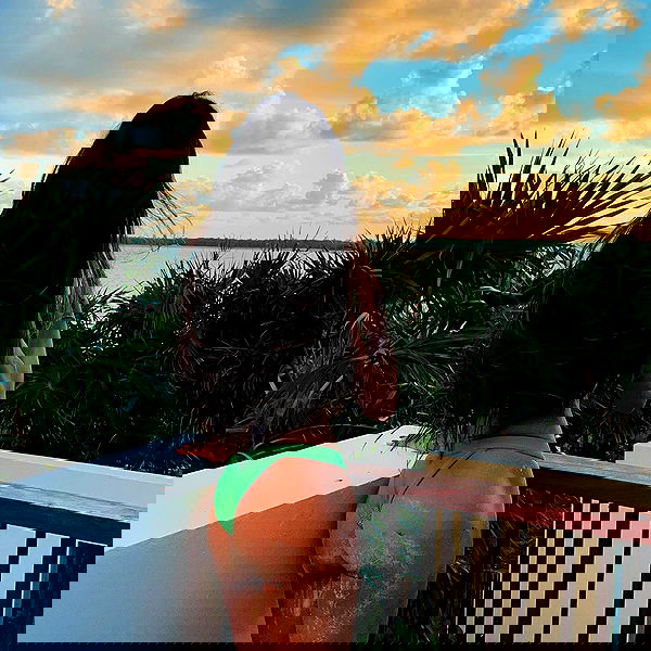 miakhalifa miakhalifa archive image