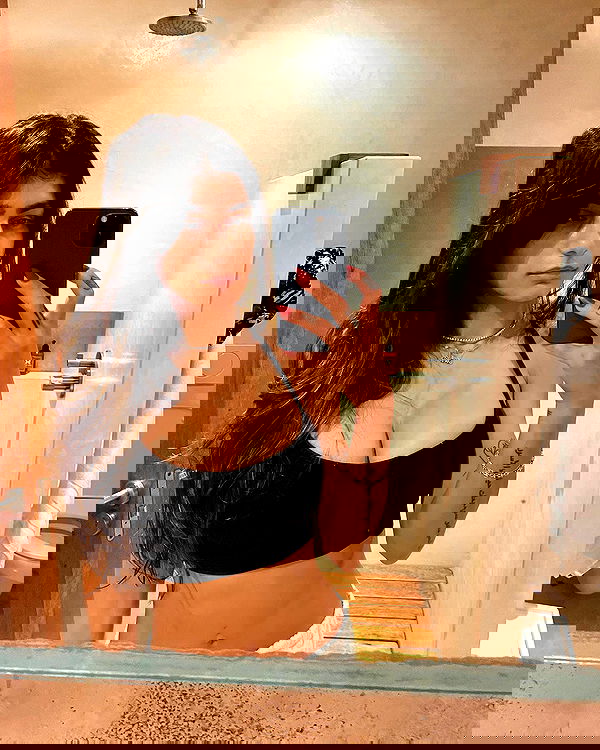 miakhalifa miakhalifa archive image