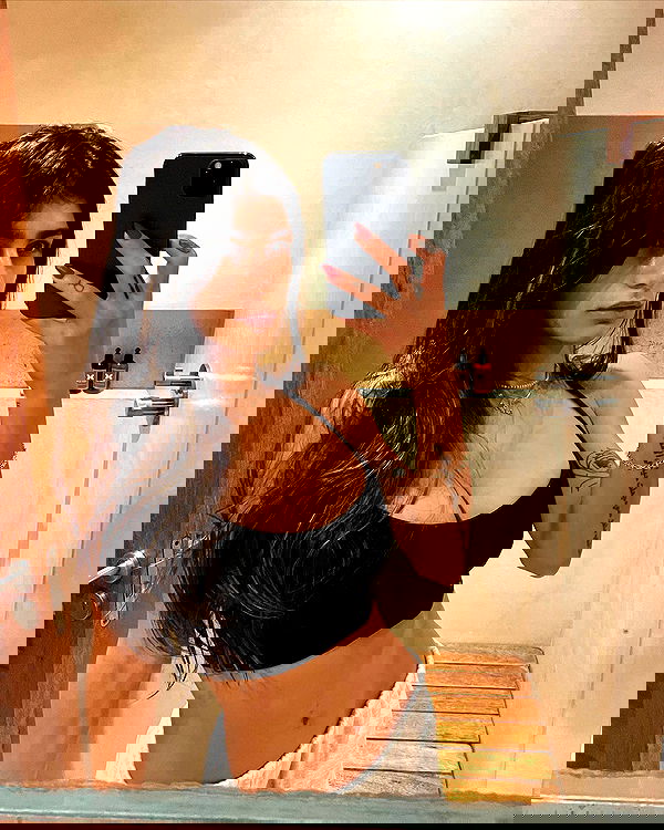 miakhalifa miakhalifa archive image