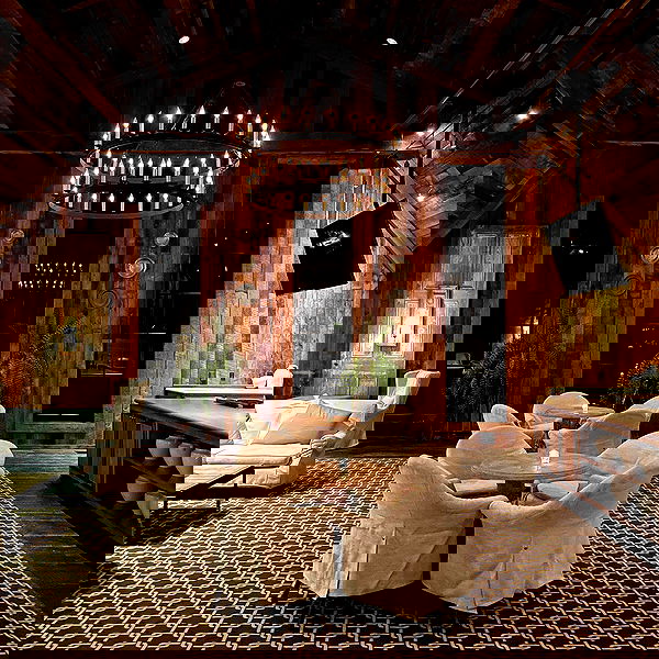 miakhalifa miakhalifa archive image