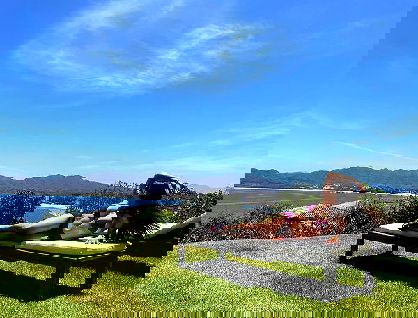 miakhalifa miakhalifa archive image