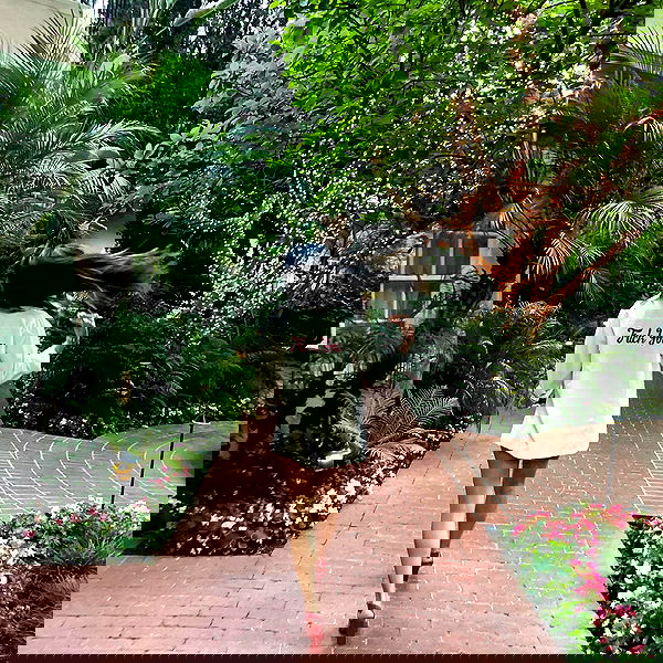 miakhalifa miakhalifa archive image