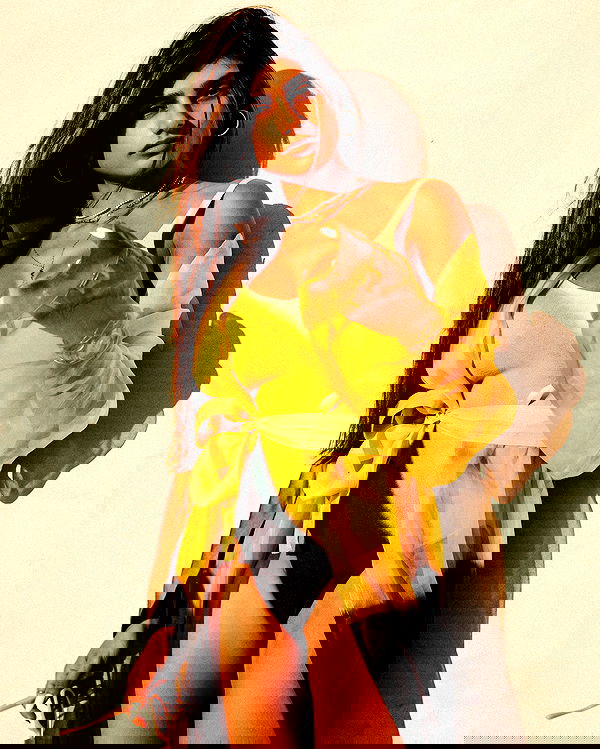 miakhalifa miakhalifa archive image