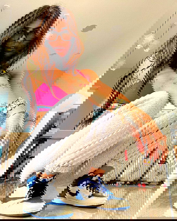 miakhalifa miakhalifa archive image