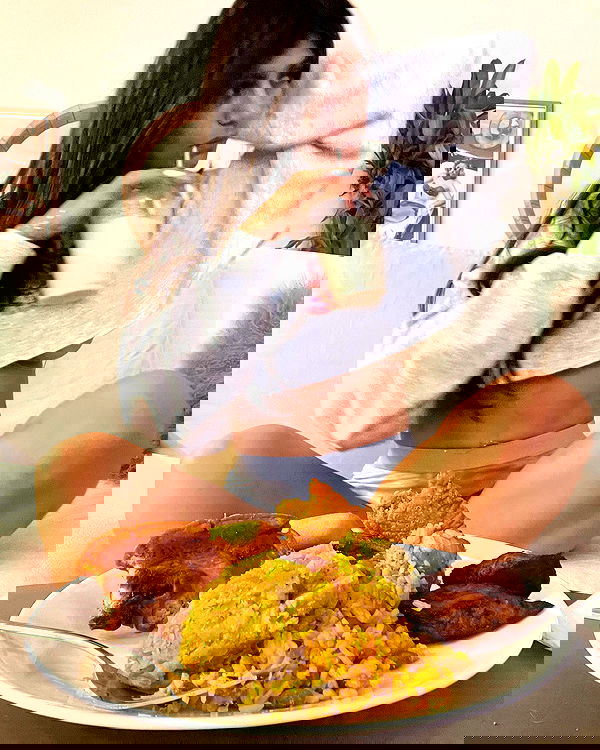 miakhalifa miakhalifa archive image