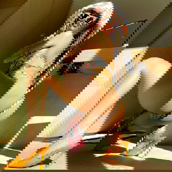 miakhalifa miakhalifa archive image