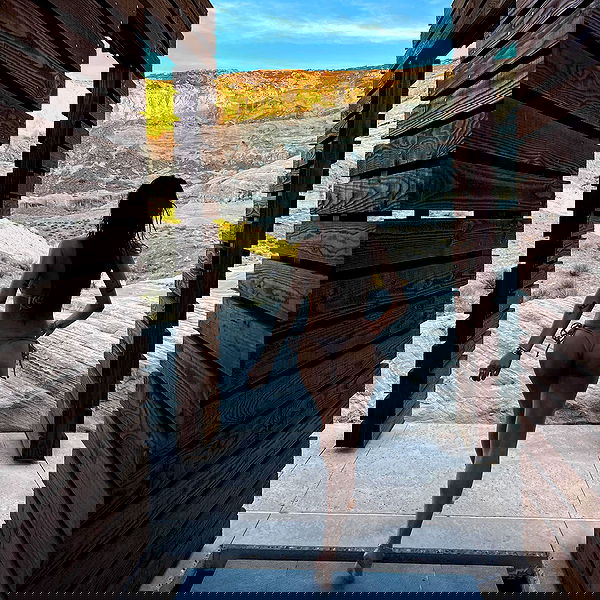 miakhalifa miakhalifa archive image