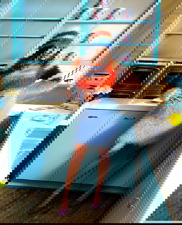 miakhalifa miakhalifa archive image