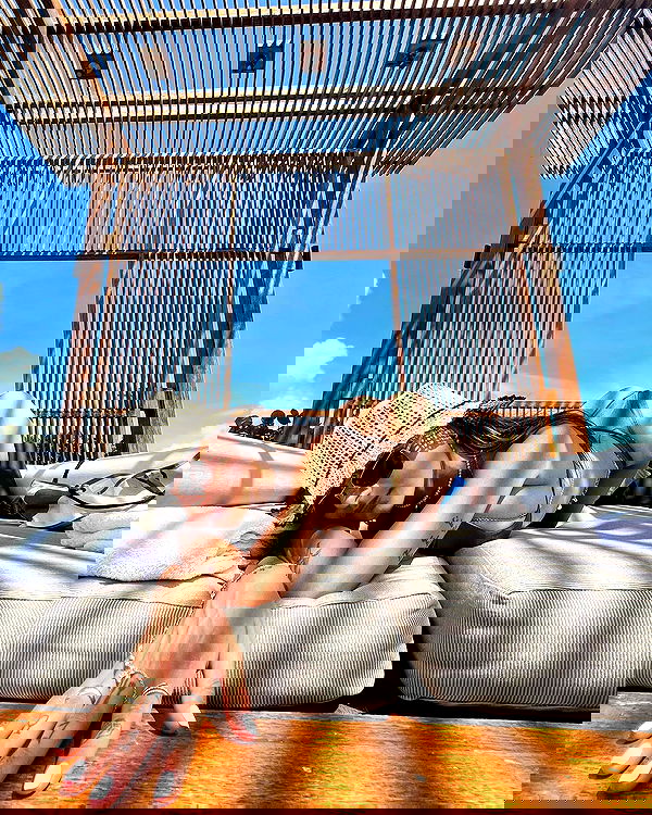 miakhalifa miakhalifa archive image