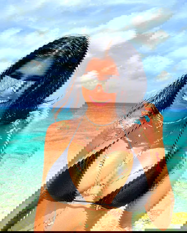 miakhalifa miakhalifa archive image