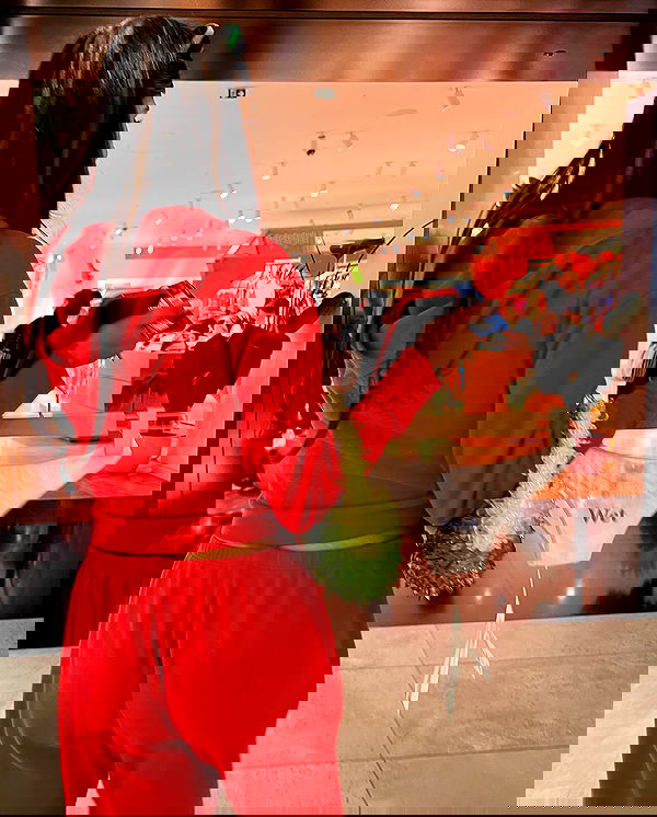 miakhalifa miakhalifa archive image