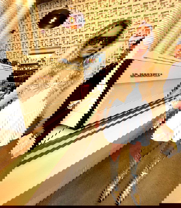 miakhalifa miakhalifa archive image