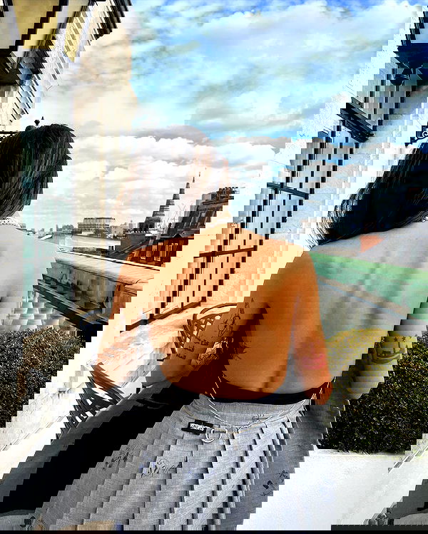 miakhalifa miakhalifa archive image