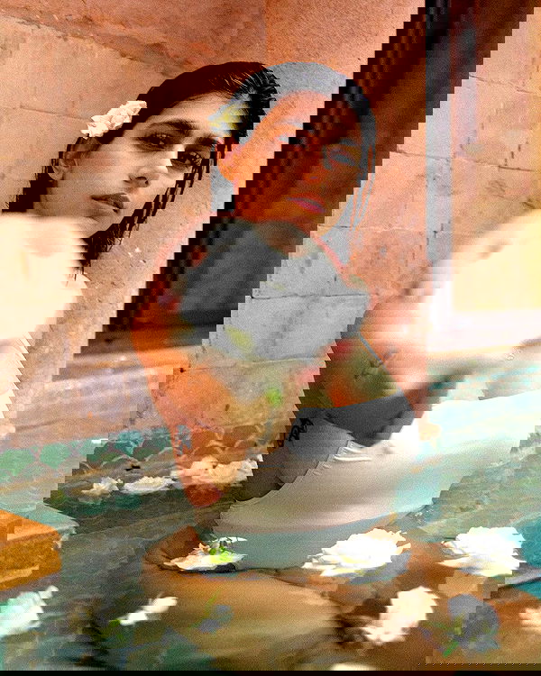 miakhalifa miakhalifa archive image