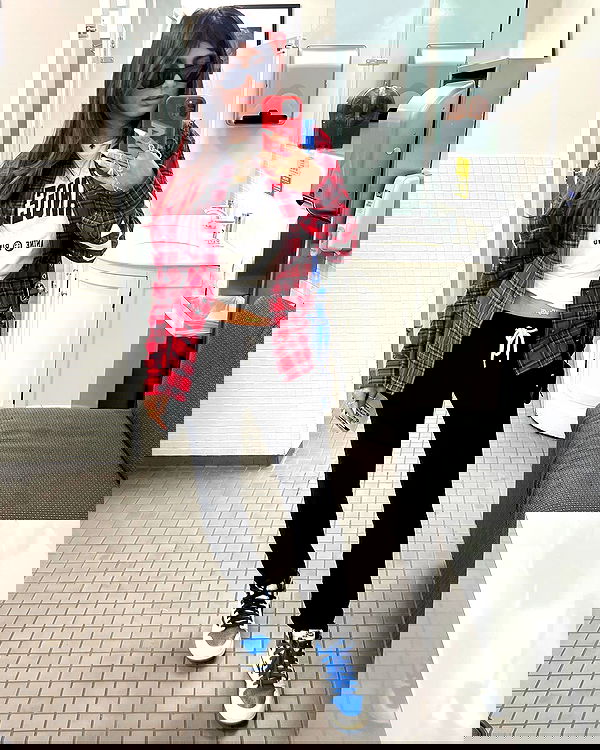 miakhalifa miakhalifa archive image