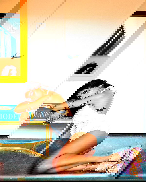 miakhalifa miakhalifa archive image