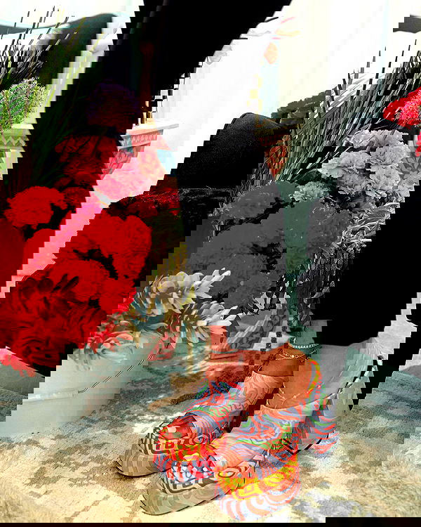 miakhalifa miakhalifa archive image