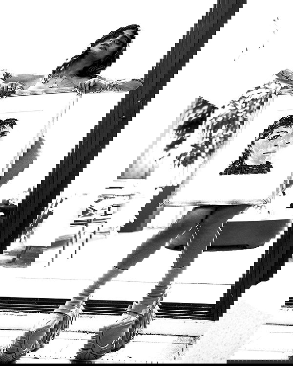 miakhalifa miakhalifa archive image