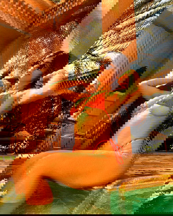 miakhalifa miakhalifa archive image