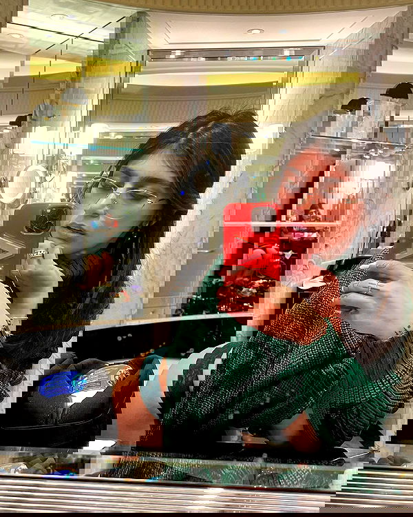 miakhalifa miakhalifa archive image