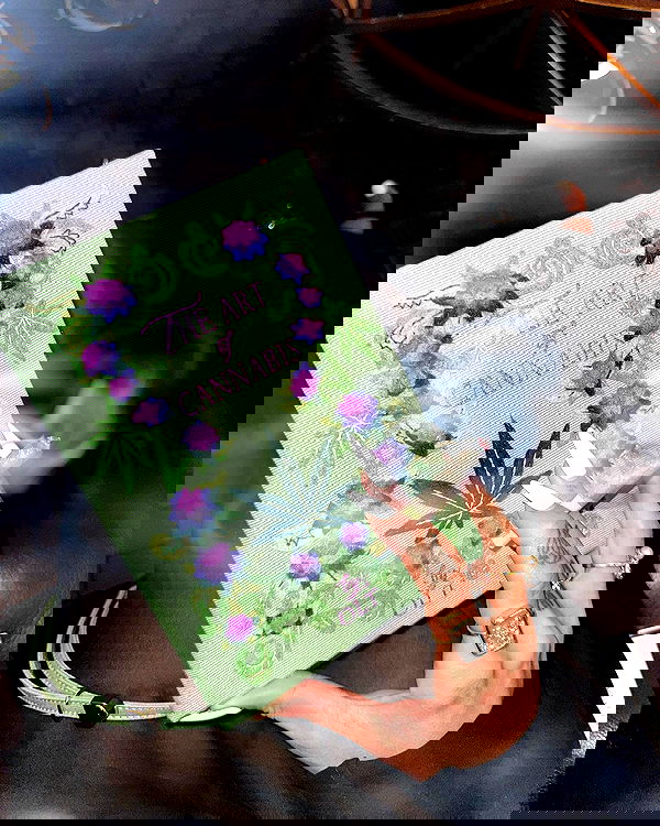 miakhalifa miakhalifa archive image