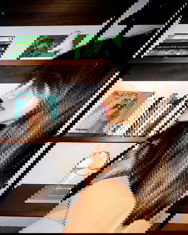 miakhalifa miakhalifa archive image