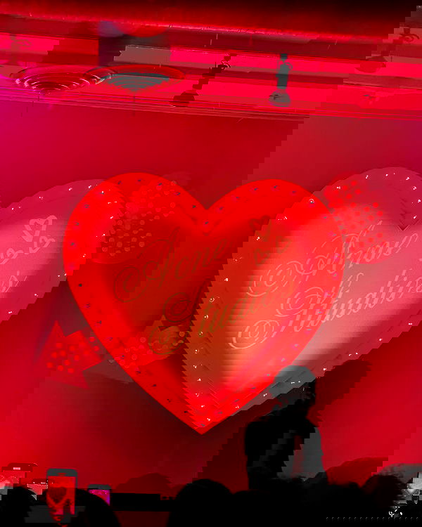 miakhalifa miakhalifa archive image