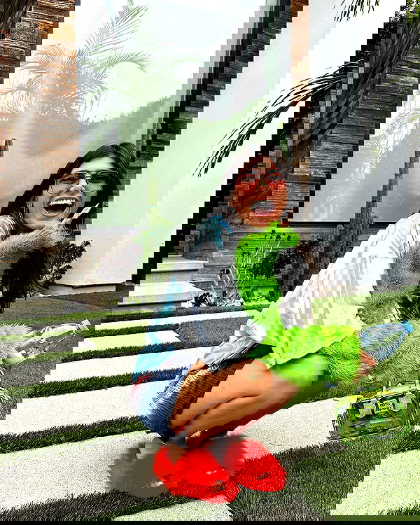 miakhalifa miakhalifa archive image