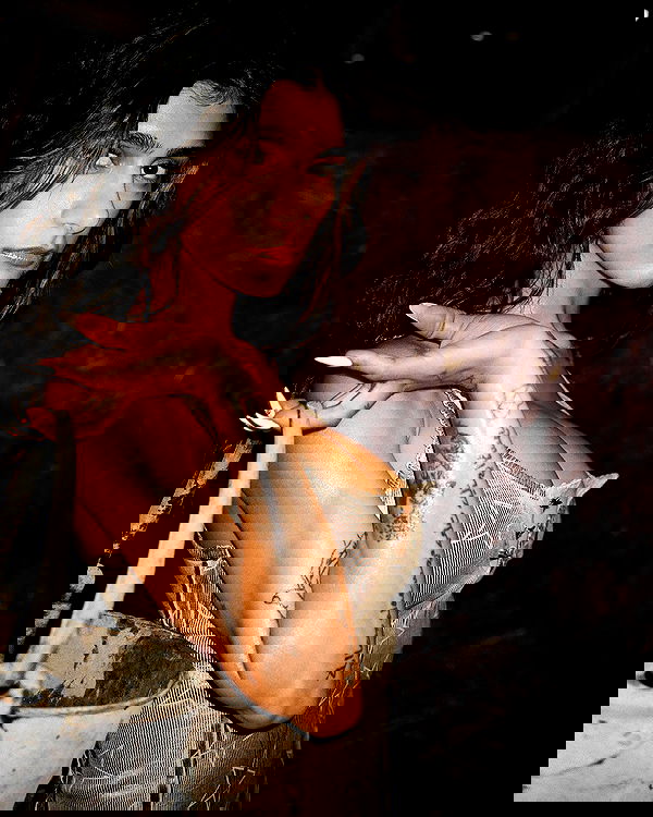 miakhalifa miakhalifa archive image