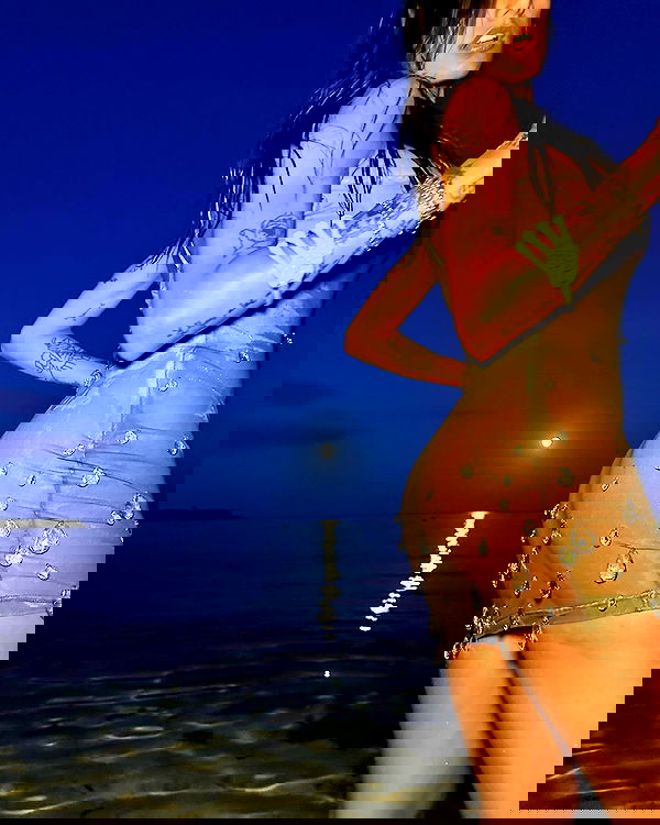 miakhalifa miakhalifa archive image