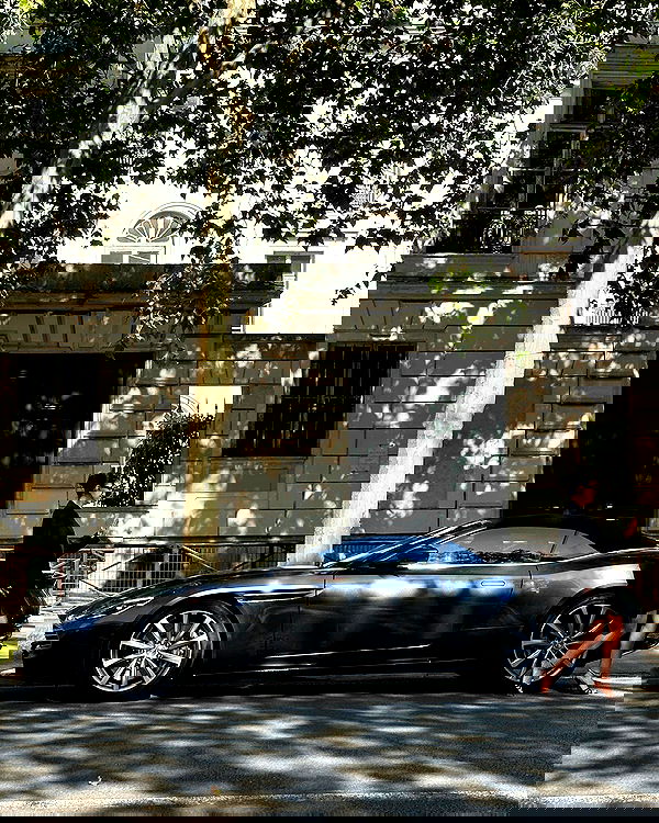 miakhalifa miakhalifa archive image