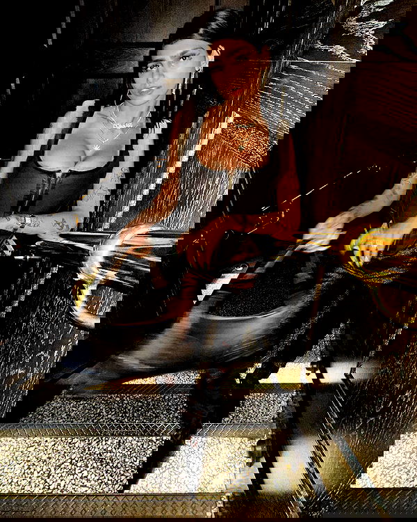 miakhalifa miakhalifa archive image