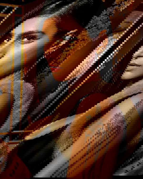 miakhalifa miakhalifa archive image