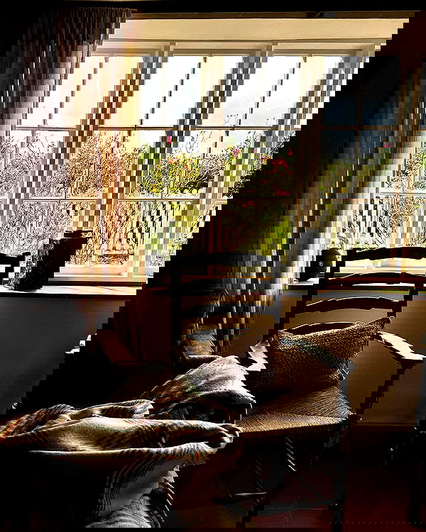 miakhalifa miakhalifa archive image