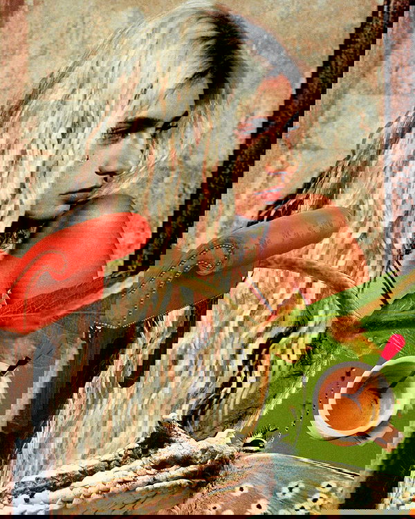 miakhalifa miakhalifa archive image