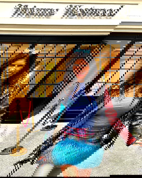 miakhalifa miakhalifa archive image