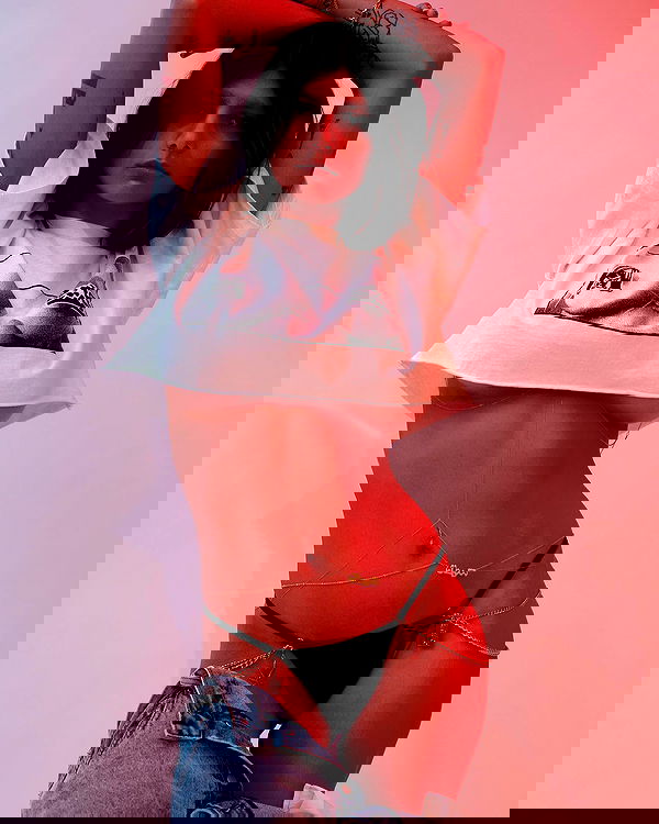 miakhalifa miakhalifa archive image