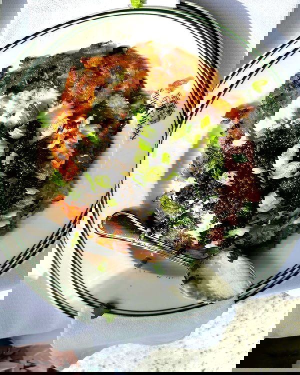 miakhalifa miakhalifa archive image