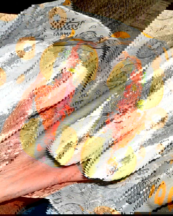 miakhalifa miakhalifa archive image