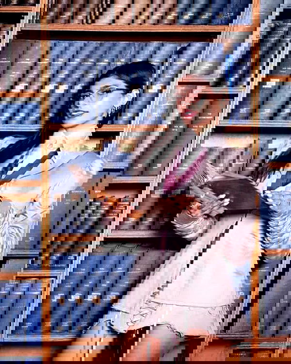 miakhalifa miakhalifa archive image