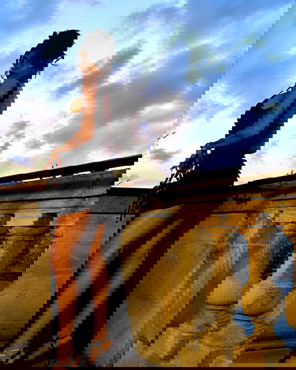 miakhalifa miakhalifa archive image