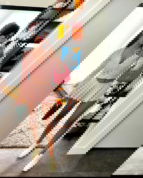 miakhalifa miakhalifa archive image