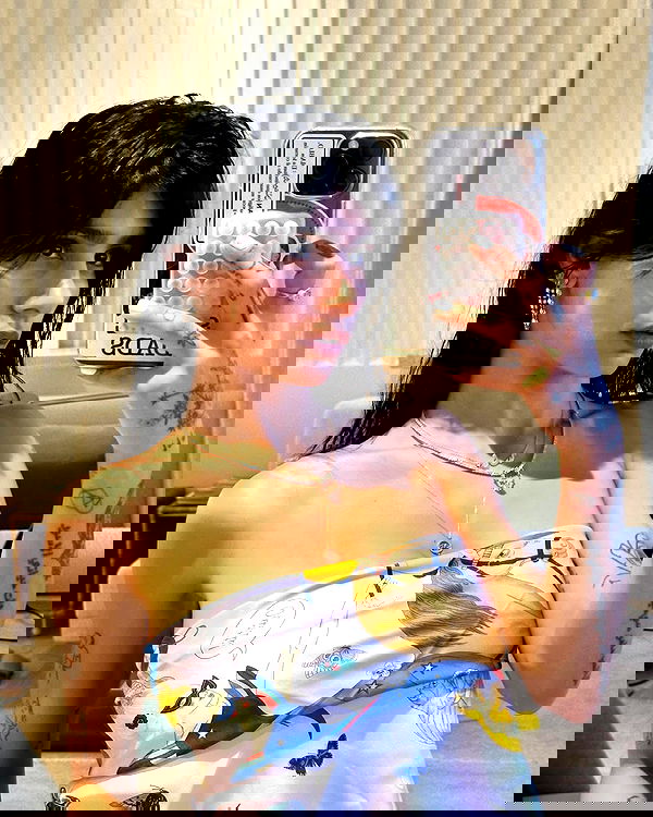 miakhalifa miakhalifa archive image