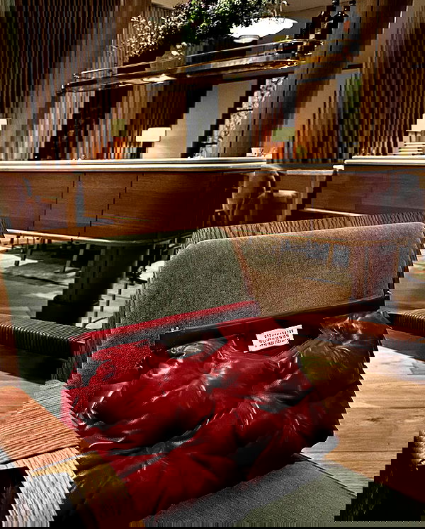 miakhalifa miakhalifa archive image