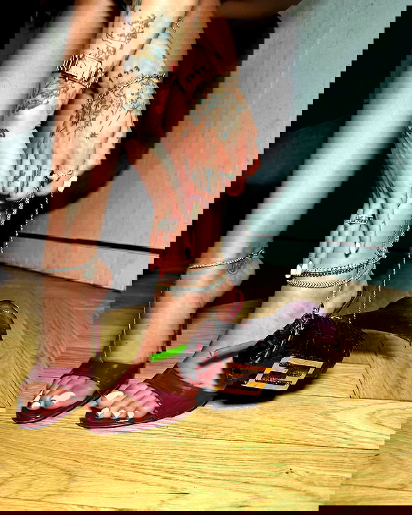 miakhalifa miakhalifa archive image