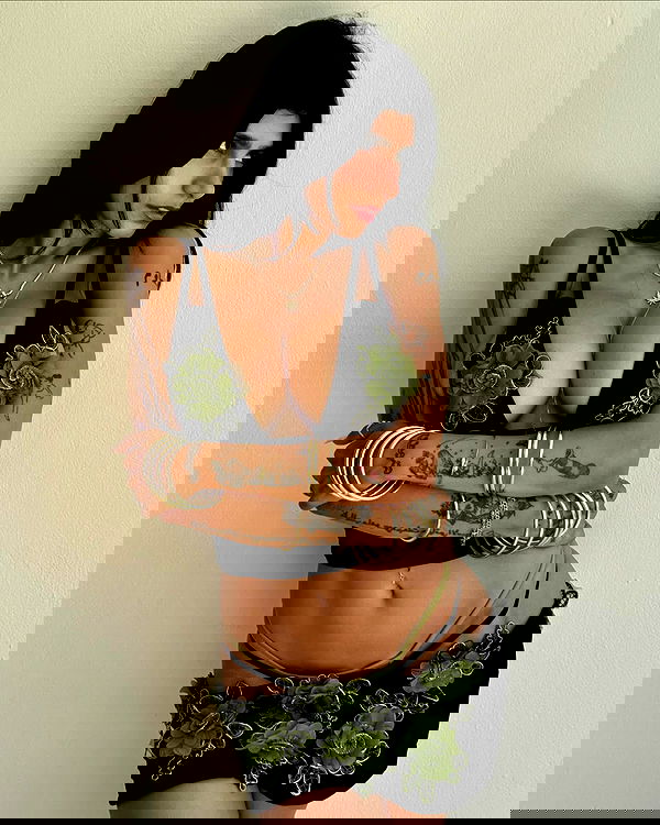 miakhalifa miakhalifa archive image