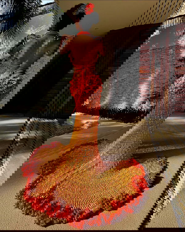 miakhalifa miakhalifa archive image